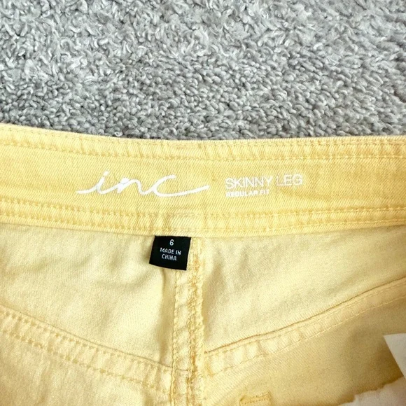 💛INC💛 Women’s Yellow Ankle Cropped Jeans sz 6 - Picture 7 of 8